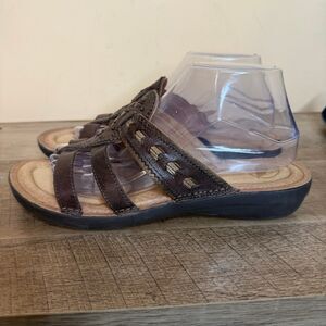 Nurture Saratoga Flip Flops Brown Leather Strappy Flats Shoes Womens Size 9
